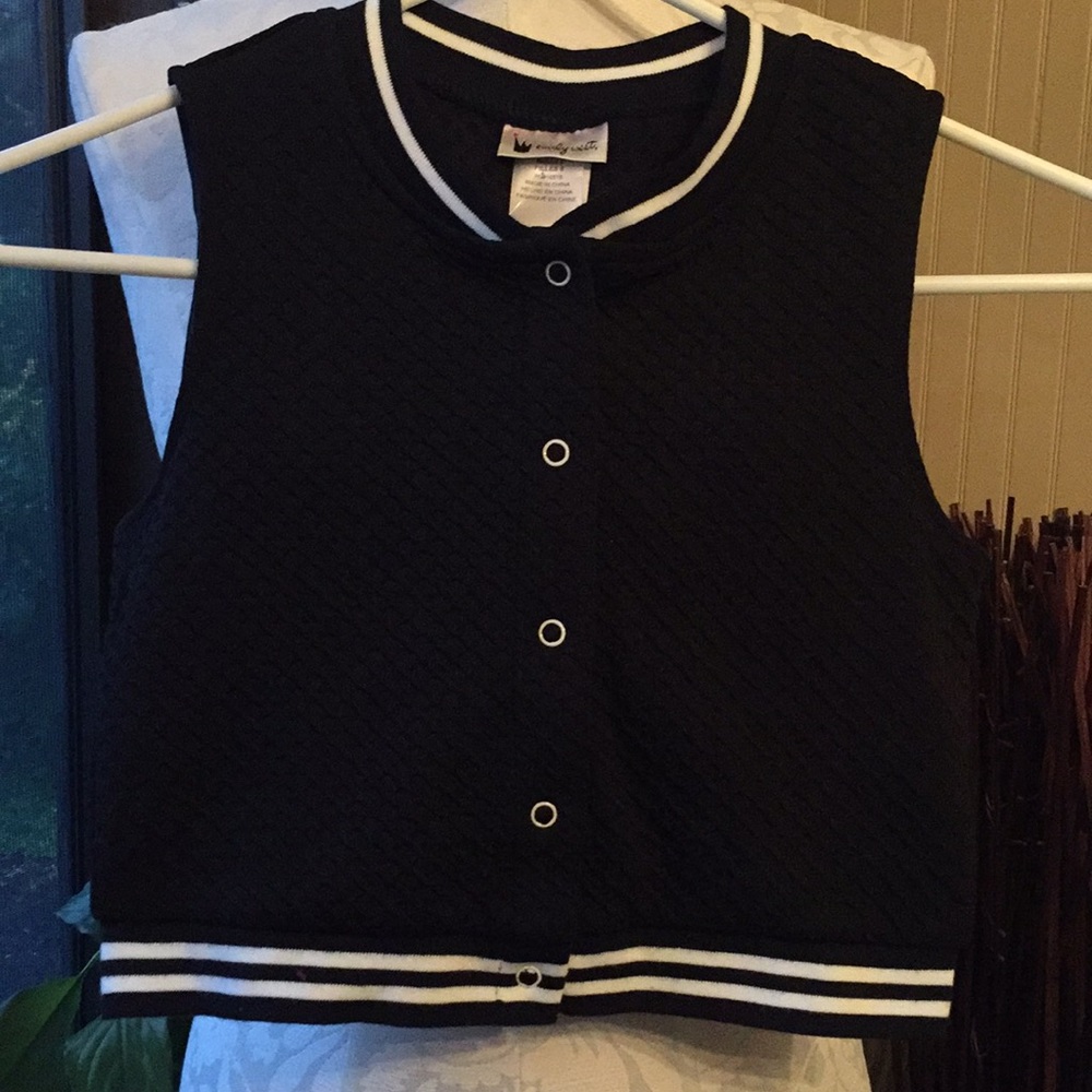 Emily west black vest with snap detail size 8